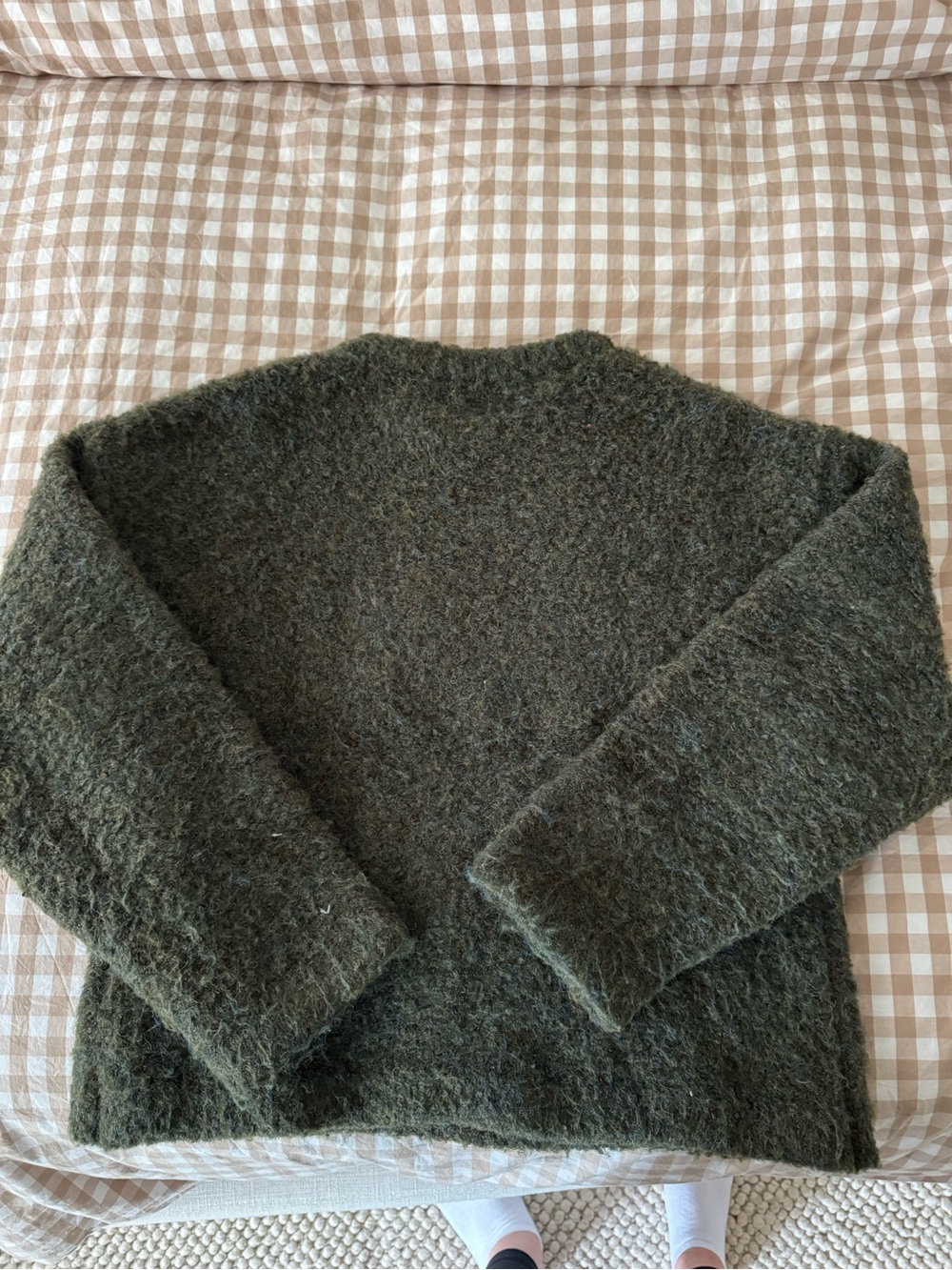 Le Bon Shoppe Women's Olive Crewneck Sweater - Picture 3 of 3